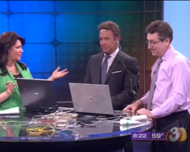 Dr. Silverman Doing an Neurofeedback Demonstration on Arizona TV3 in 2013